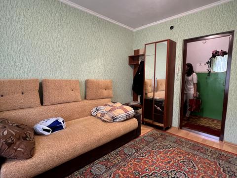 кімната за адресою Стуса, 7