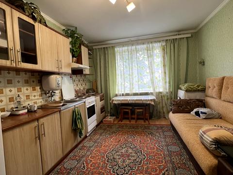 кімната за адресою Стуса, 7