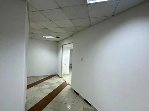 комерційна за адресою Незалежності вул., 34