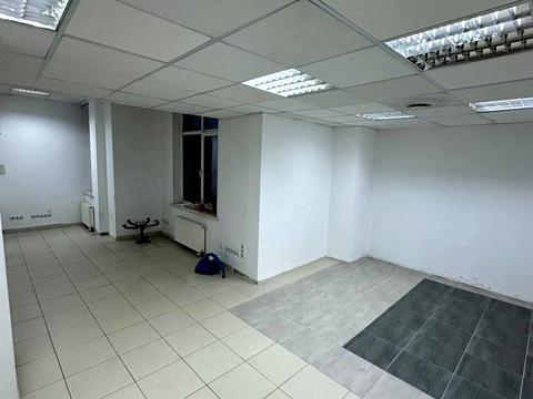 комерційна за адресою Незалежності вул., 34