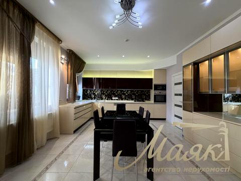 будинок за адресою с. Іванковичі, струмкова