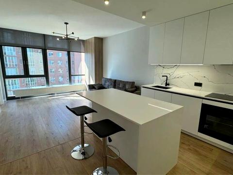 квартира по адресу Кучеревського бульв., 1