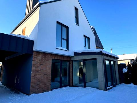 будинок за адресою Михайла Грушевського вул., 27