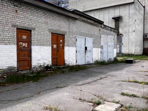 комерційна за адресою Петра Калнишевського просп. (Косіора), 27К