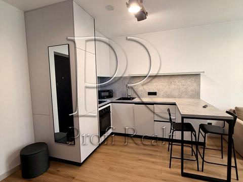 квартира за адресою Олександра Олеся вул., 5-А