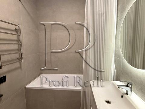 квартира за адресою Олександра Олеся вул., 5-А