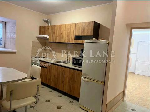 комерційна за адресою Ярославів Вал вул., 21-Д