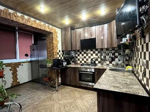 квартира за адресою Боровіковського бульв., 5