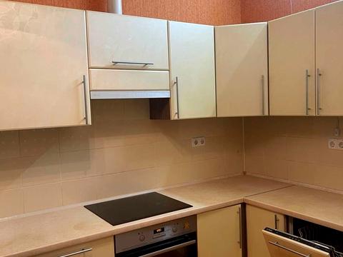 квартира за адресою Генерала Генадія Воробйова вул. (Курська), 13-Е