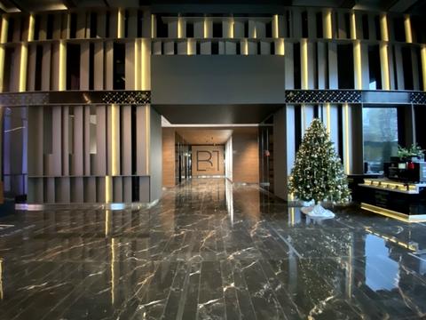 комерційна за адресою Василя Стуса вул., 35-А