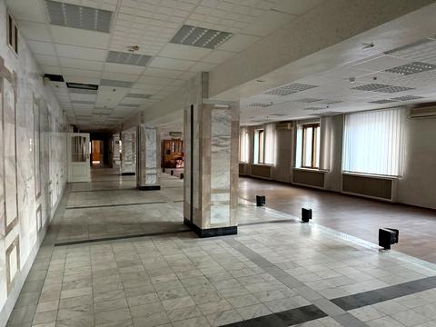 комерційна за адресою Дніпро, Воскресенська вул. (Леніна), 17А