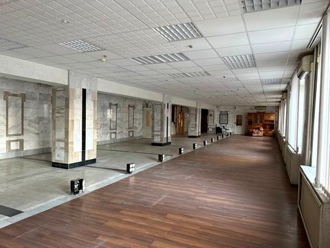 комерційна за адресою Дніпро, Воскресенська вул. (Леніна), 17А