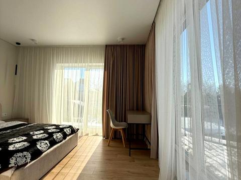 будинок за адресою Грушевського