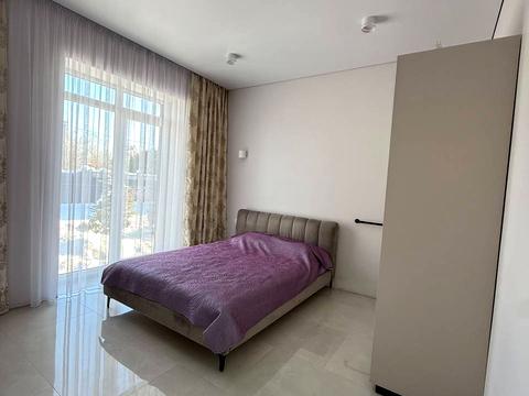 будинок за адресою Грушевського