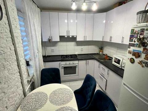 квартира за адресою Гулака-Артемовського вул., 19