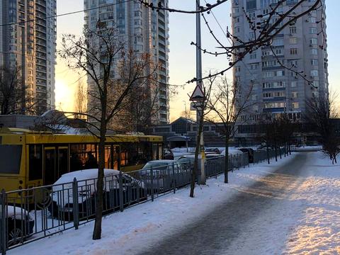 квартира за адресою Миколи Ушакова вул., 1-В