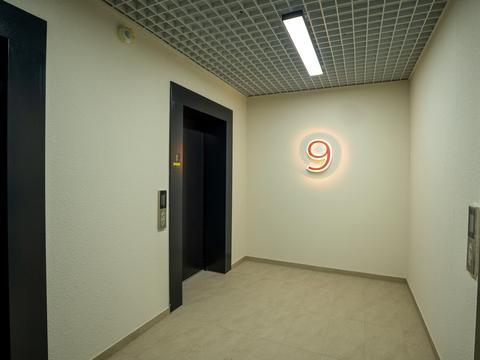 квартира за адресою Дніпровська набережна вул., 17-К