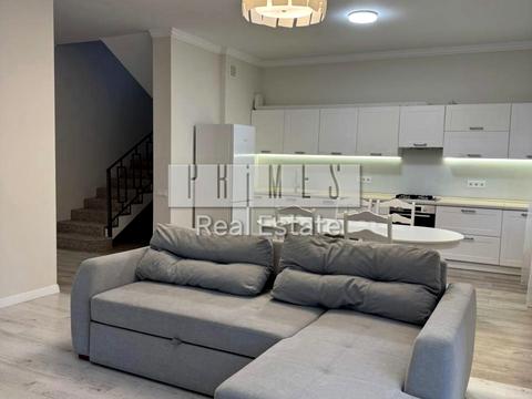 будинок за адресою Вишнева вул.