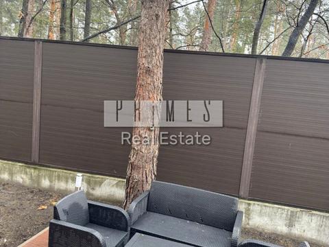 будинок за адресою Вишнева вул.