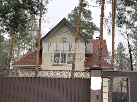 будинок за адресою Вишнева вул.