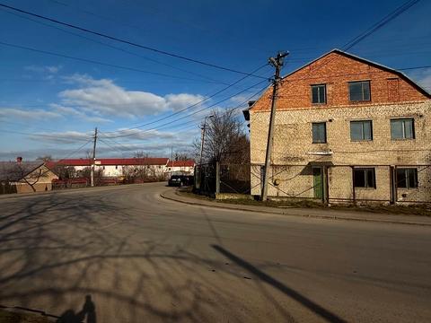 комерційна за адресою Павла Полуботка вул., 5В