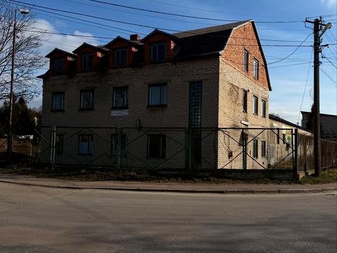 комерційна за адресою Павла Полуботка вул., 5В