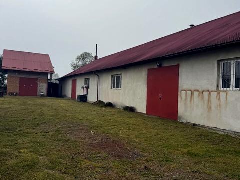 комерційна за адресою Центральна, 145