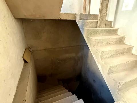 комерційна за адресою Адама Міцкевича вул., 17 в