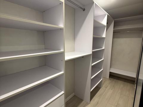 дом по адресу Покровска ул. (Ватутіна)