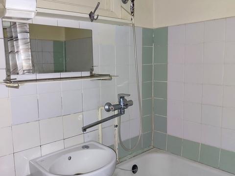 квартира за адресою Братиславська вул., 4