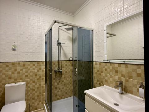 коммерческая по адресу Леоніда Кравчинського, 71