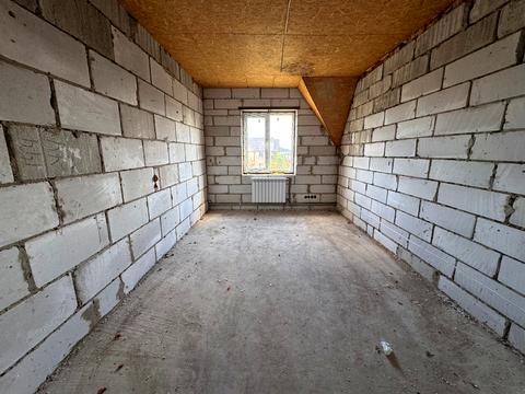 будинок за адресою Квітнева