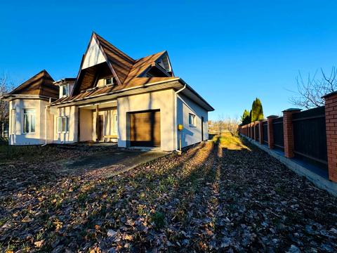 будинок за адресою Підлісна