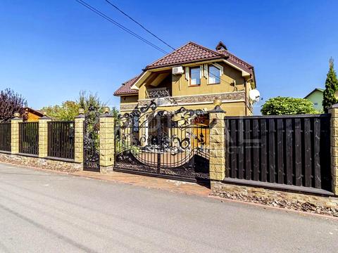 будинок за адресою Космонавтів, 32