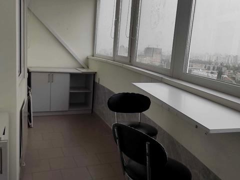 квартира за адресою Авіаконструктора Ігоря Сікорського вул. (Танкова), 1