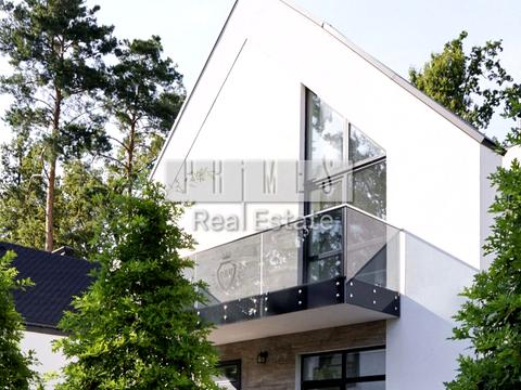 дом по адресу Евгения Коновальца ул., 32