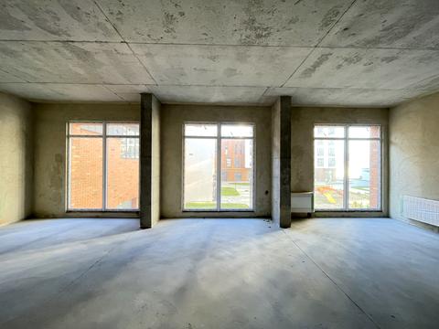 комерційна за адресою Володимира Навроцького вул., 31-А