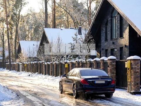 дом по адресу Евгения Коновальца ул., 37