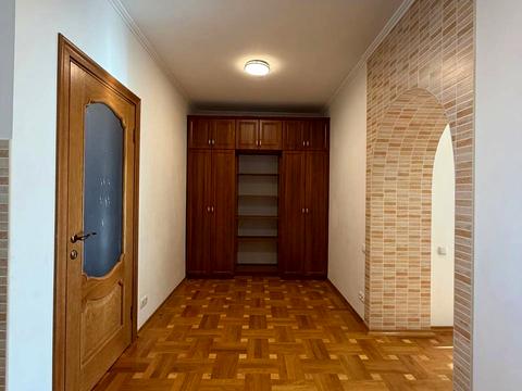 квартира за адресою Івана Рубчака вул., 7