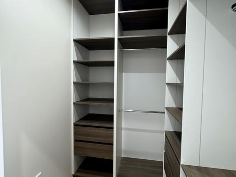 будинок за адресою с. Петропавлівська борщагівка, Перемоги