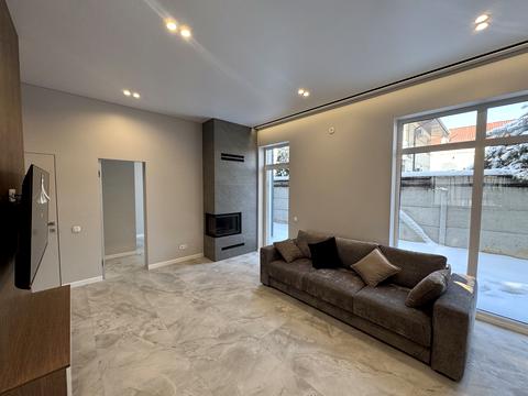 будинок за адресою Перевоги