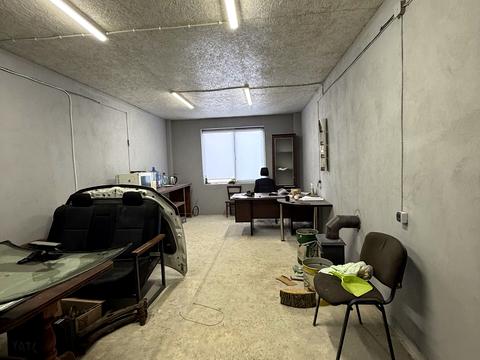 коммерческая по адресу Лесі Українки, 34