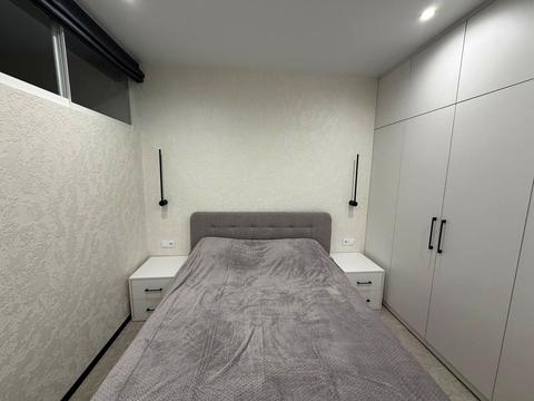 квартира за адресою Мольєра вул., 77