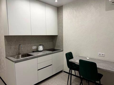 квартира за адресою Мольєра вул., 77