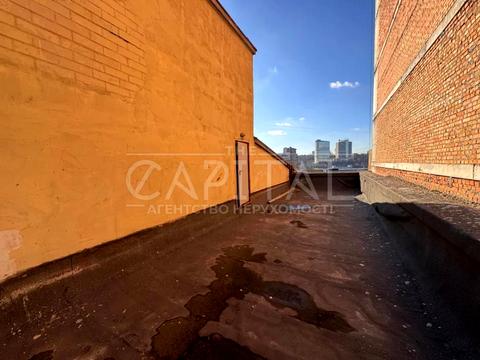 комерційна за адресою Антоновича вул. (Горького), 91/14