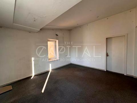 комерційна за адресою Антоновича вул. (Горького), 91/14