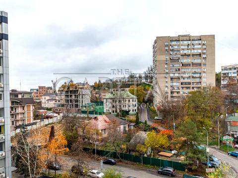 коммерческая по адресу Болсунівська, 1