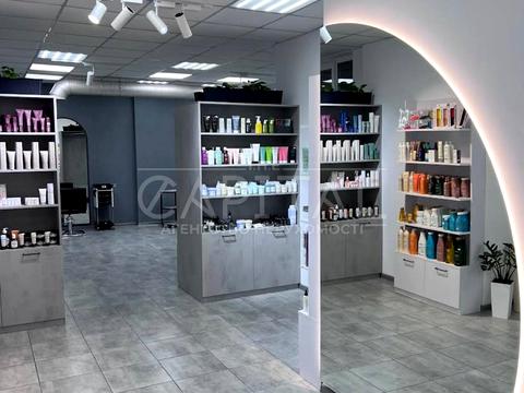 комерційна за адресою Анни Ахматової вул., 35