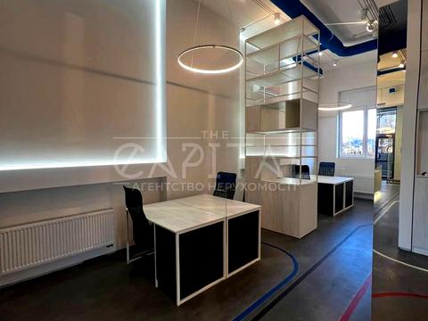 комерційна за адресою Київ, Сім'ї Стешенків вул. (Тимофія Строкача), 9а