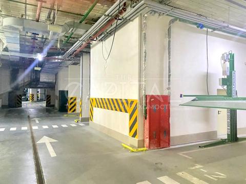 паркомісце за адресою Дігтярна, 19